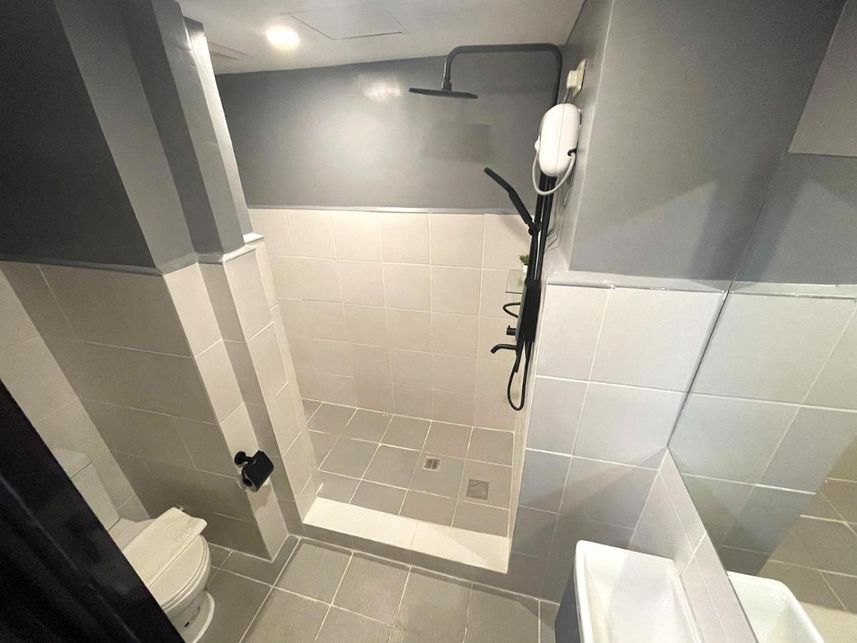 Mystay Hotel Bgc South Taguig Exteriör bild