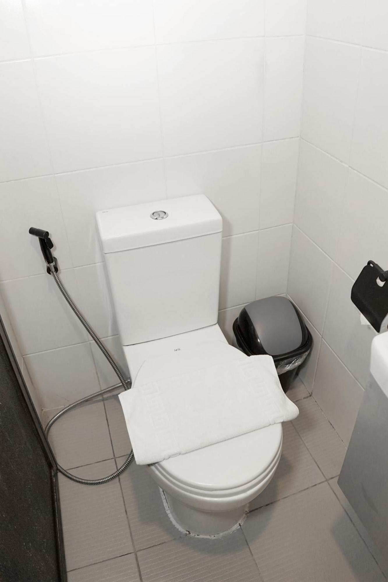 Mystay Hotel Bgc South Taguig Exteriör bild