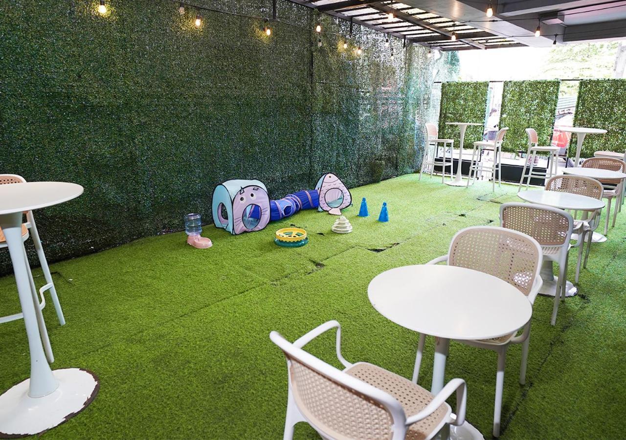 Mystay Hotel Bgc South Taguig Exteriör bild